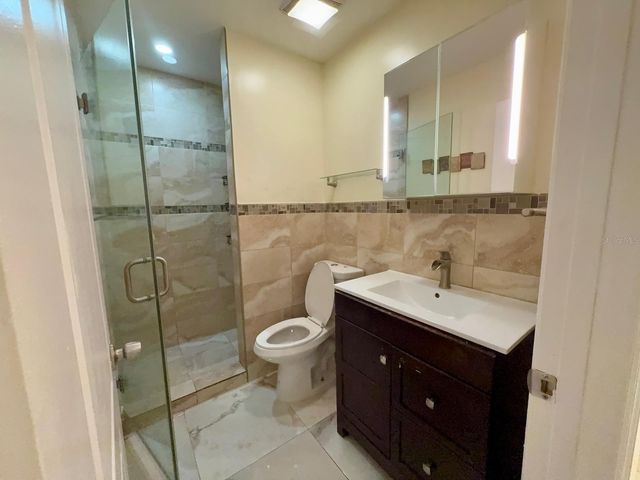 9109 W HILLSBOROUGH AVENUE J109, Tampa, FL 33615