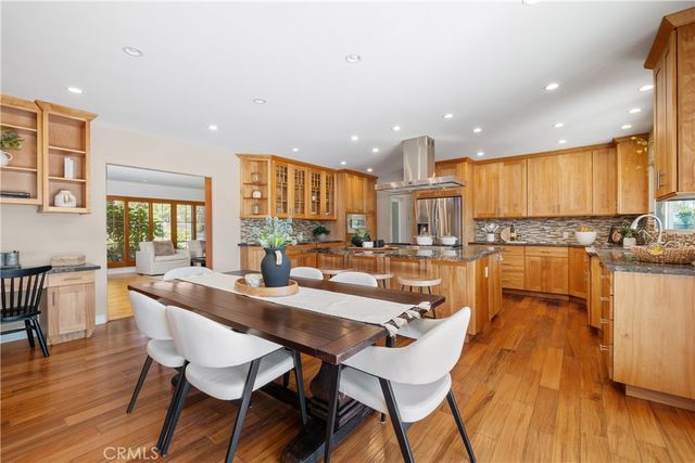 2120 Yucca, Fullerton, CA 92835