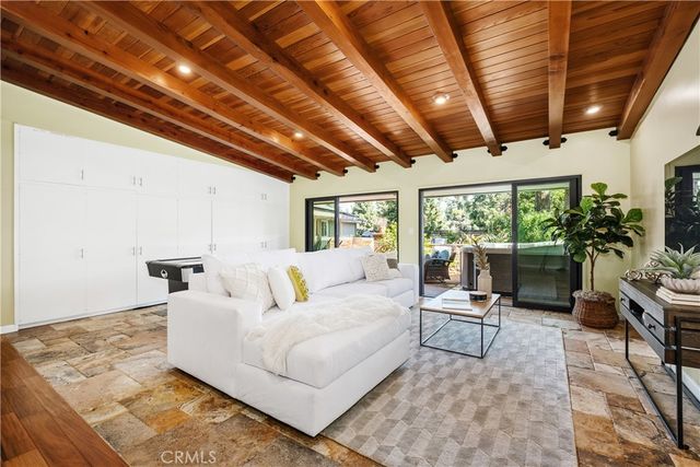 2120 Yucca, Fullerton, CA 92835