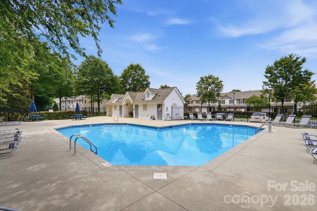 13838 Singleleaf Lane, Charlotte, NC 28278