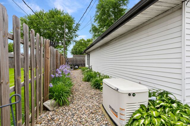 310 E 12TH Street, Brookston, IN 47923