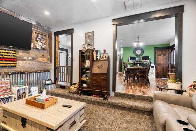 310 E 12TH Street, Brookston, IN 47923