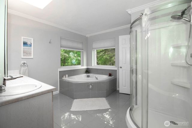 12117 Clearview Drive, Edmonds, WA 98026