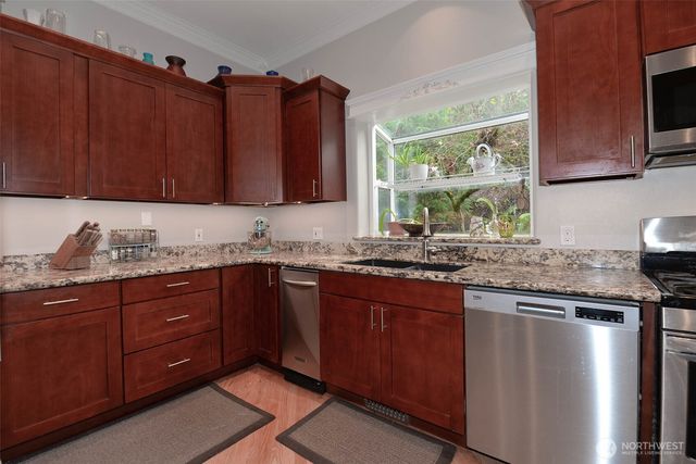 12117 Clearview Drive, Edmonds, WA 98026