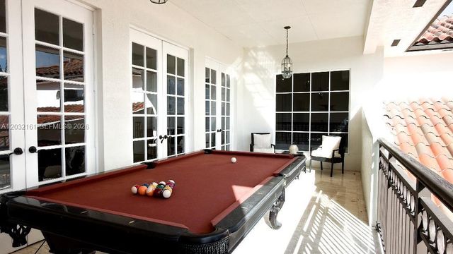 15106 NW 89th Ct, Miami Lakes, FL 33018