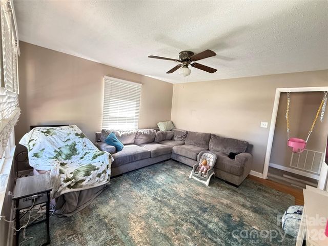 103 Regina Drive, Morganton, NC 28655
