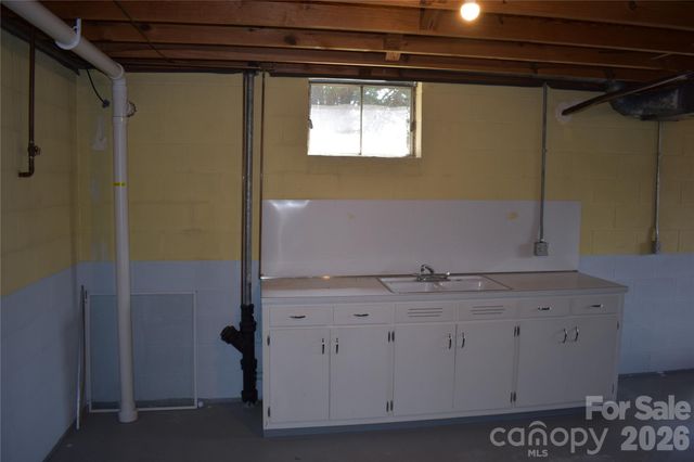 103 Regina Drive, Morganton, NC 28655