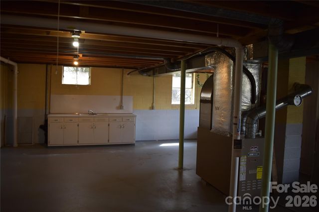 103 Regina Drive, Morganton, NC 28655