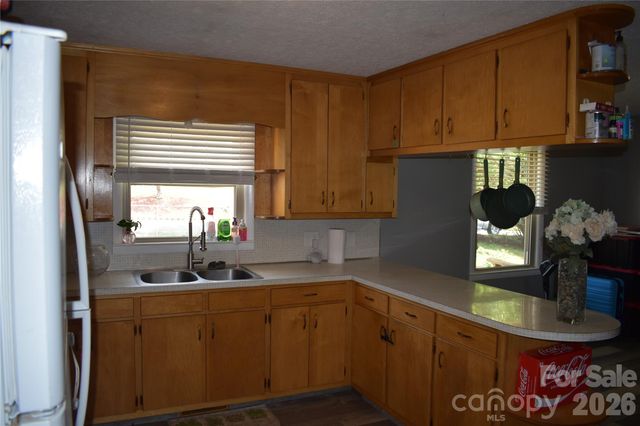 103 Regina Drive, Morganton, NC 28655