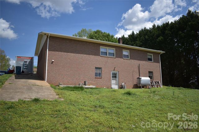 103 Regina Drive, Morganton, NC 28655
