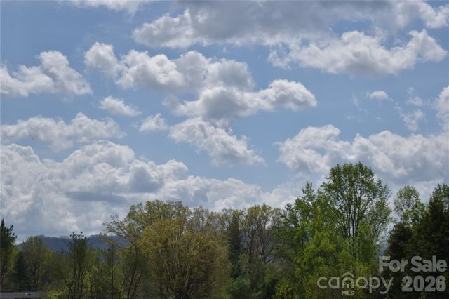 103 Regina Drive, Morganton, NC 28655