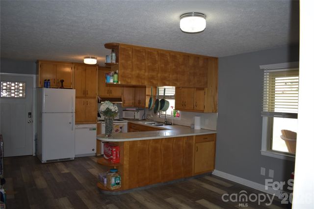 103 Regina Drive, Morganton, NC 28655