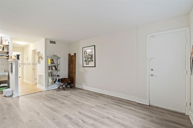 8107 SW 72nd Ave 110E, Miami, FL 33143