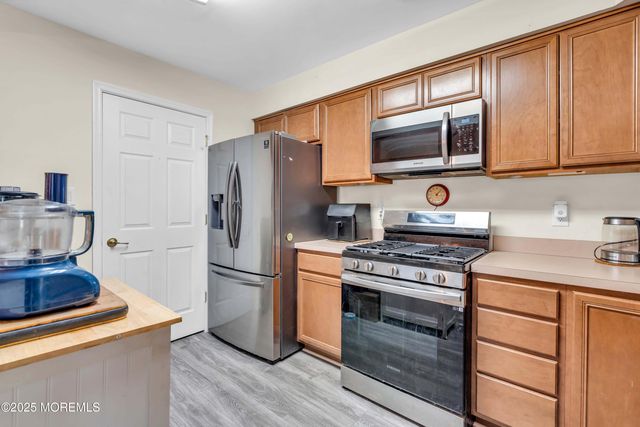 248 Brookfield Drive, Jackson, NJ 08527