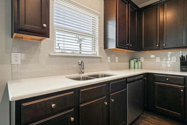 64 N Village Circle, Rydal, GA 30171