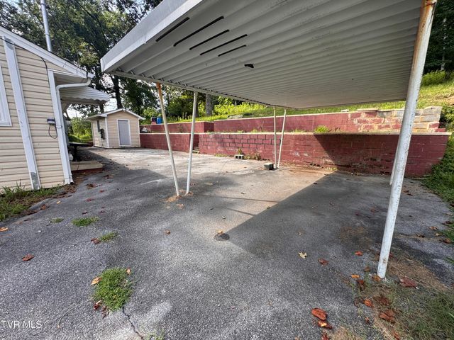 325 Mullins Street, Kingsport, TN 37665
