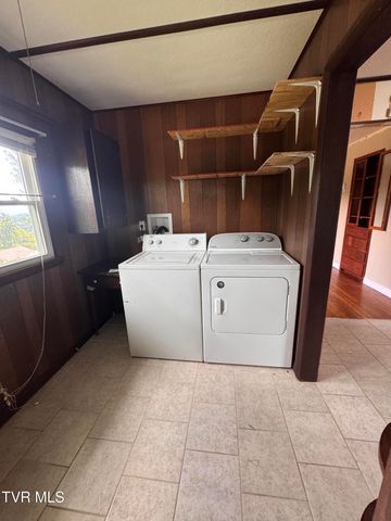 325 Mullins Street, Kingsport, TN 37665