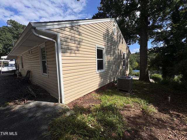 325 Mullins Street, Kingsport, TN 37665