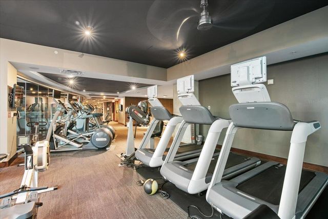 360 Nueces ST 1707, Austin, TX 78701