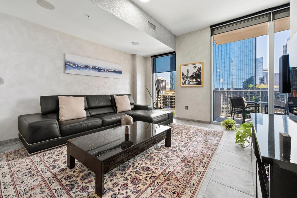 360 Nueces ST 1707, Austin, TX 78701