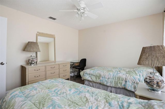 6463 PUTTERS CIRCLE, Spring Hill, FL 34606