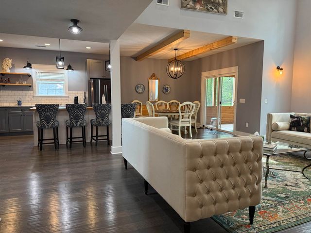 1285 E Zinnia Drive, Bloomington, IN 47401