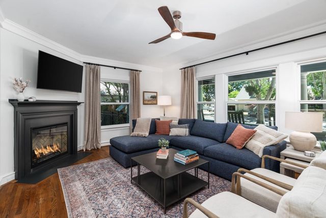 333 W Locust St, Lodi, CA 95240