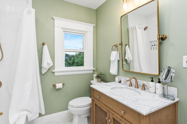 333 W Locust St, Lodi, CA 95240