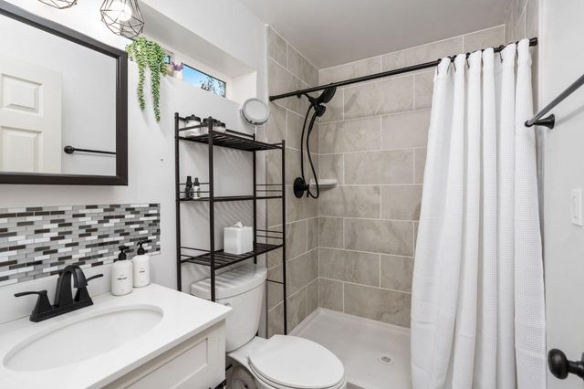 333 W Locust St, Lodi, CA 95240