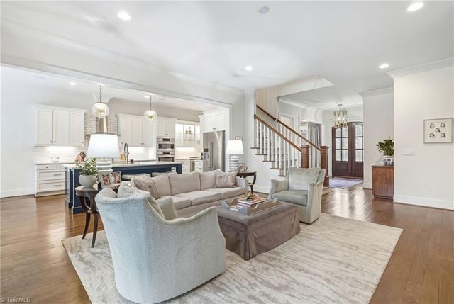 304 Pennsylvania Avenue, Winston-salem, NC 27104