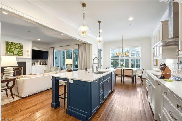 304 Pennsylvania Avenue, Winston-salem, NC 27104