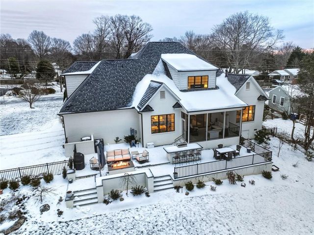 304 Pennsylvania Avenue, Winston-salem, NC 27104