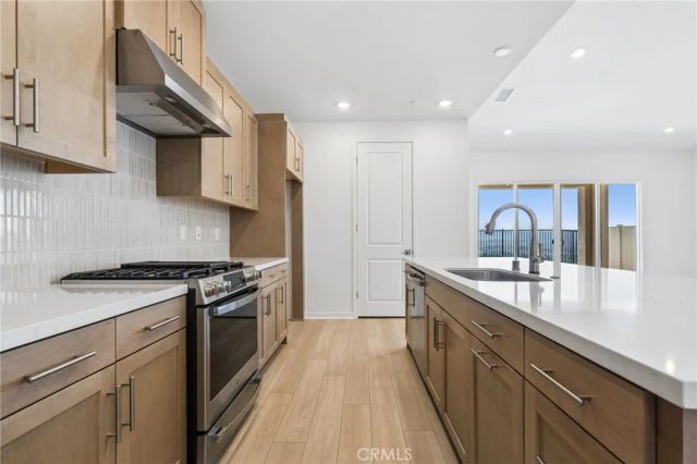 18196 Aerie Way, Canyon Country, CA 91350