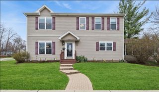 627 Grove Avenue, Deerfield, IL 60015