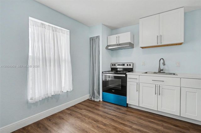 1402 NW 80th Avenue 302, Margate, FL 33063