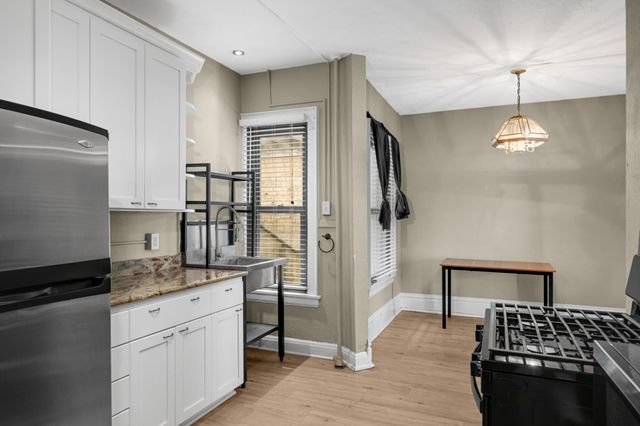 11 S 12th Street 303, Minneapolis, MN 55403
