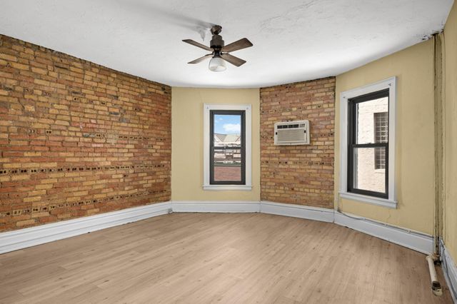 11 S 12th Street 303, Minneapolis, MN 55403