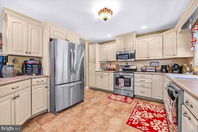 16805 MOUNTAIN CLUB AVE, Rawlings, MD 21557