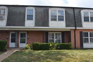 1726 Mayenne Court, St Louis, MO 63125
