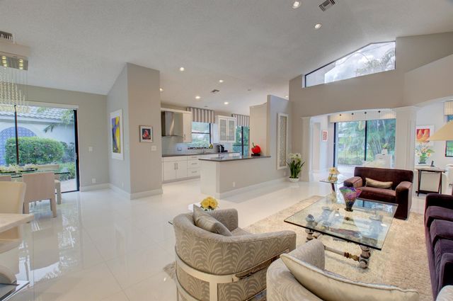 2106 NW 60th Circle, Boca Raton, FL 33496