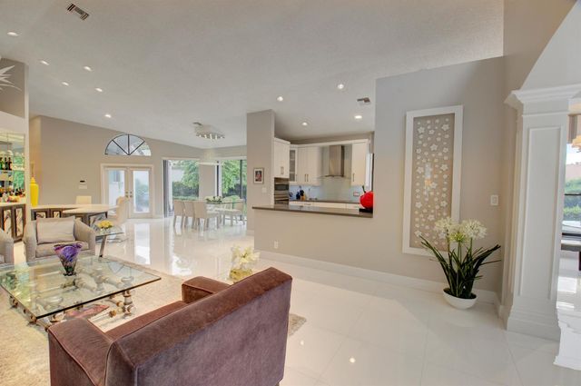 2106 NW 60th Circle, Boca Raton, FL 33496