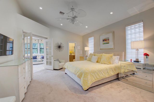 2106 NW 60th Circle, Boca Raton, FL 33496