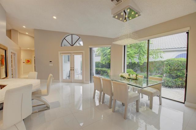 2106 NW 60th Circle, Boca Raton, FL 33496