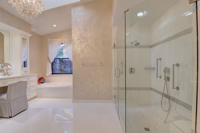 2106 NW 60th Circle, Boca Raton, FL 33496