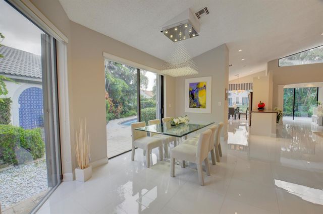 2106 NW 60th Circle, Boca Raton, FL 33496