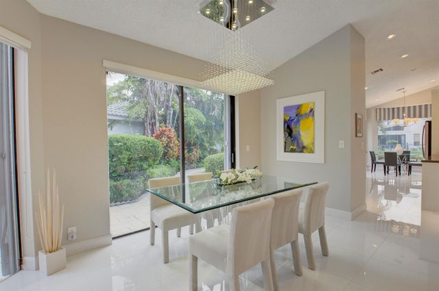 2106 NW 60th Circle, Boca Raton, FL 33496