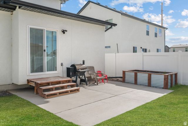 826 W WALNUT BARK LN, Mapleton, UT 84664