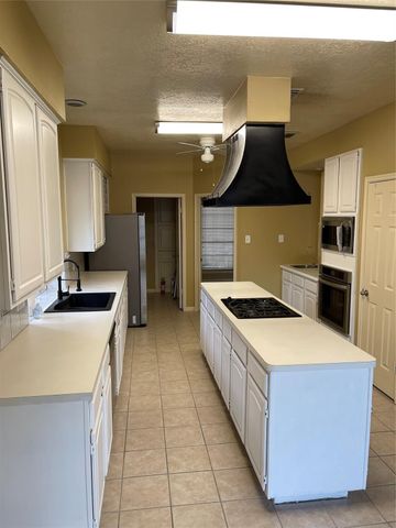 3411 Ashfield Drive, Houston, TX 77082