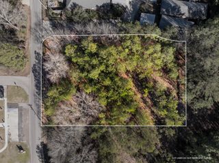 00 Hillcrest Dr., Hattiesburg, MS 39402