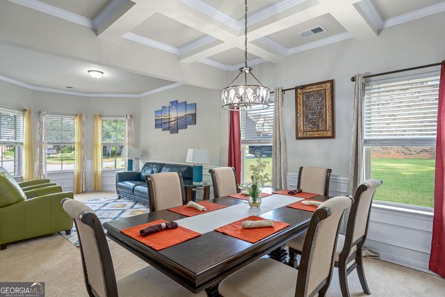 141 Pinehaven Court, Mcdonough, GA 30252